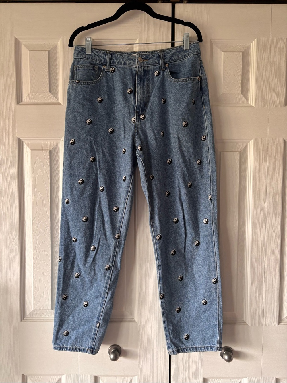 Jeans with Yin Yang Embroidery